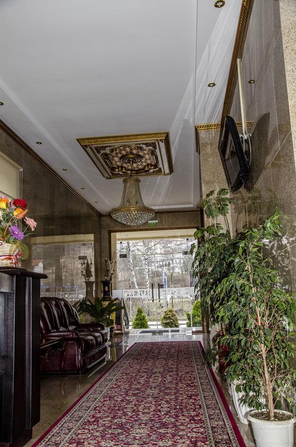 Rubis Hotel Rudozem Eksteriør billede