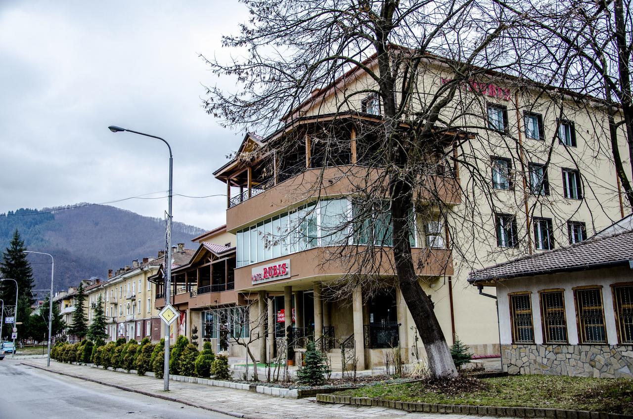 Rubis Hotel Rudozem Eksteriør billede