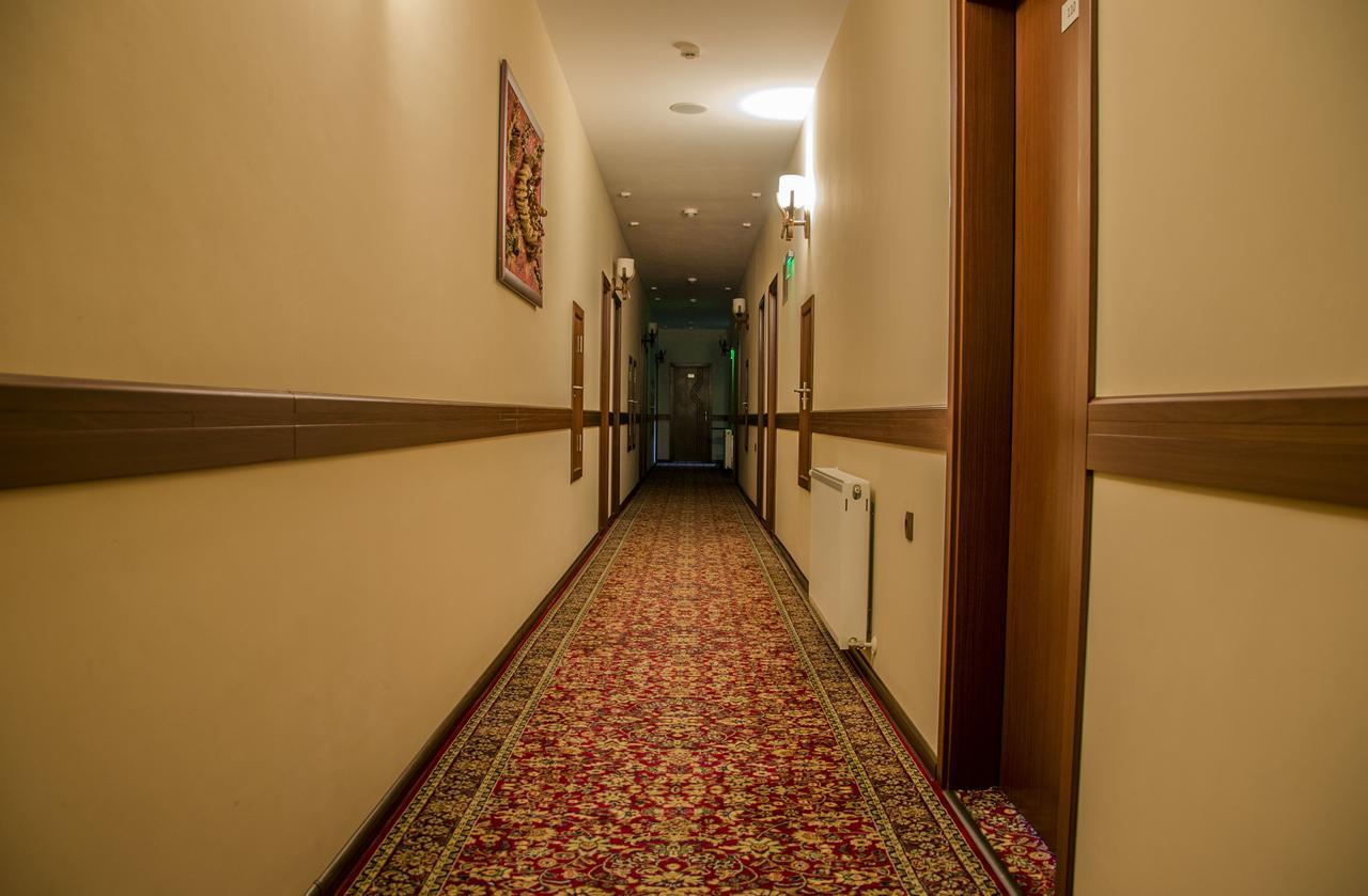 Rubis Hotel Rudozem Eksteriør billede