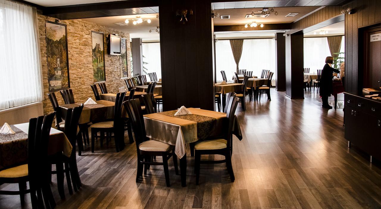 Rubis Hotel Rudozem Eksteriør billede